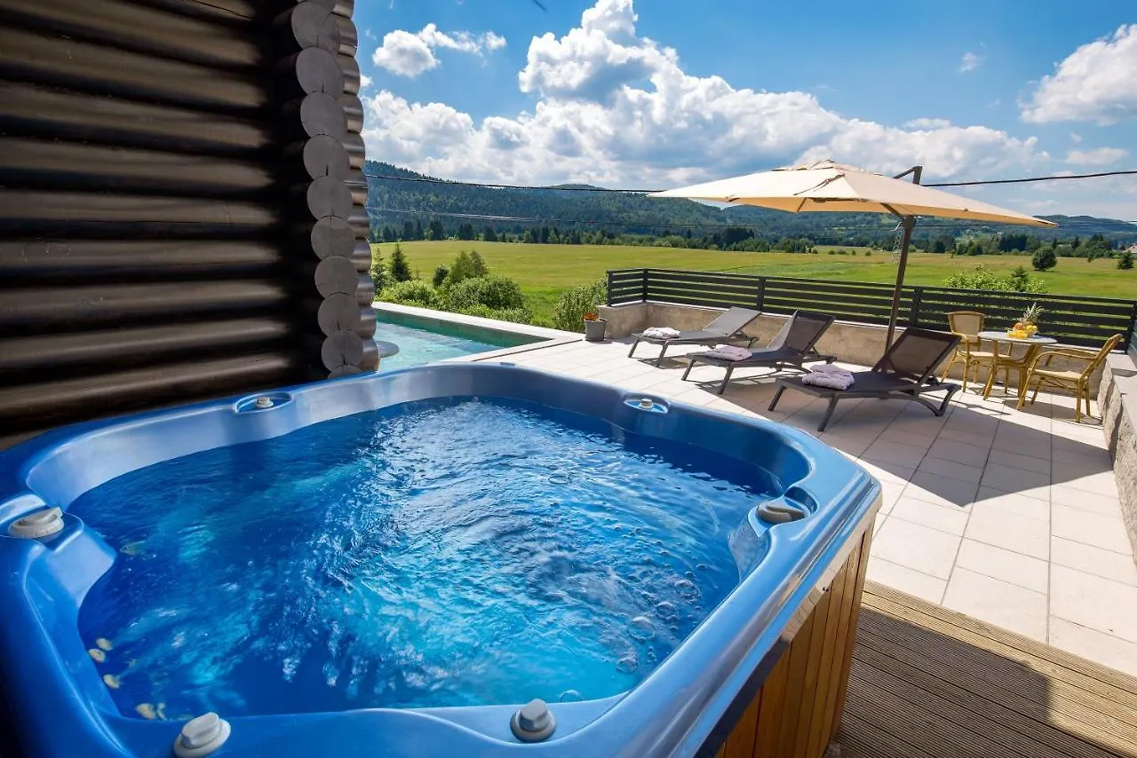 Holiday House Abies رافنا غورا