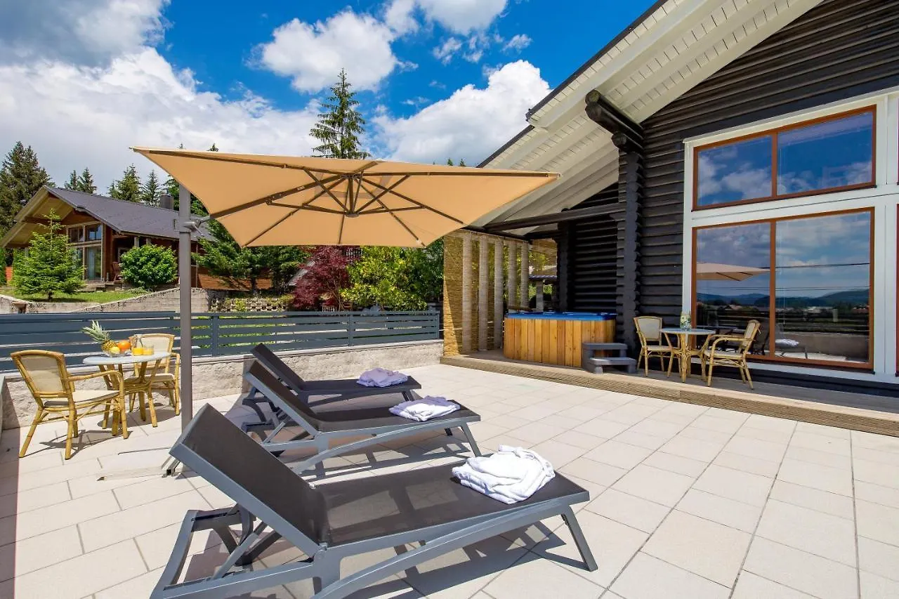 Holiday House Abies رافنا غورا