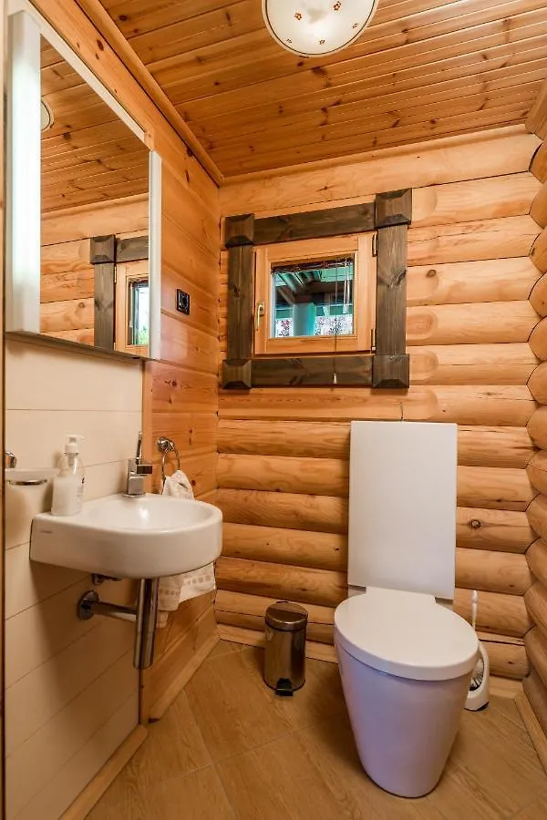 Holiday House Abies رافنا غورا فيلة