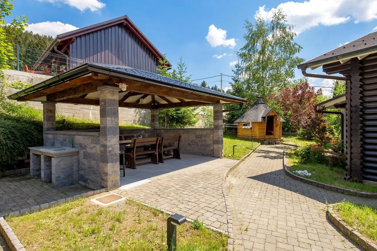 فيلة Holiday House Abies رافنا غورا